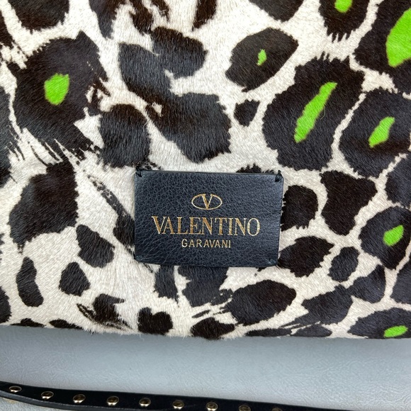 Authentic Valentino Animal Print Tote Bag Black Green Leather Large - Picture 9 of 15